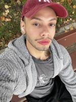 627786356: Chico busca chica en Madrid