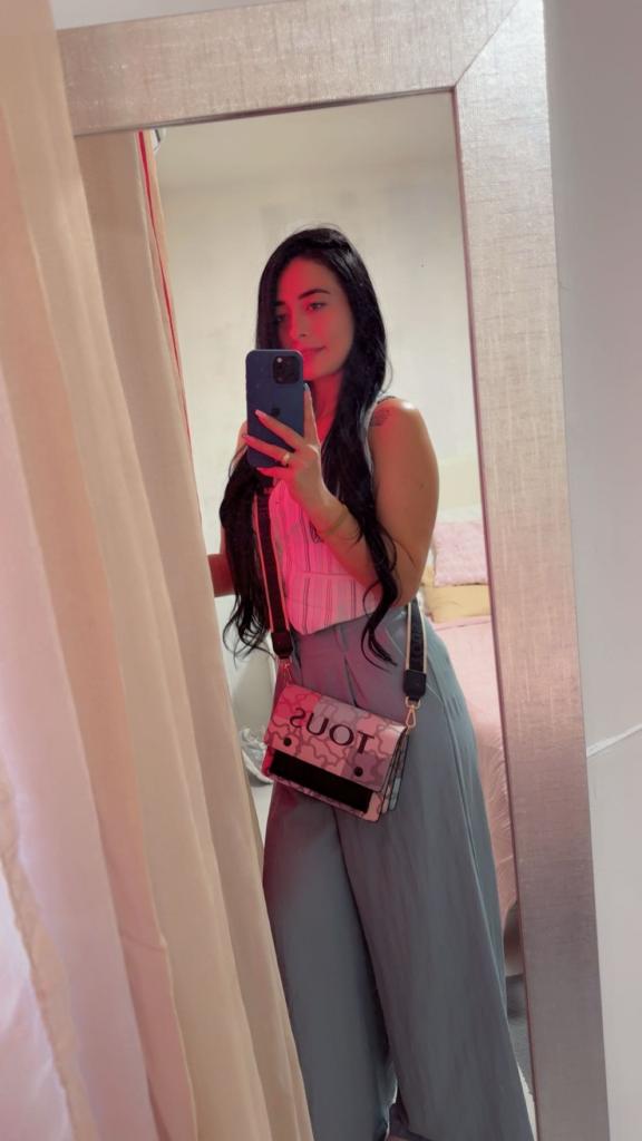 603918851: Chica busca chico en Sevilla