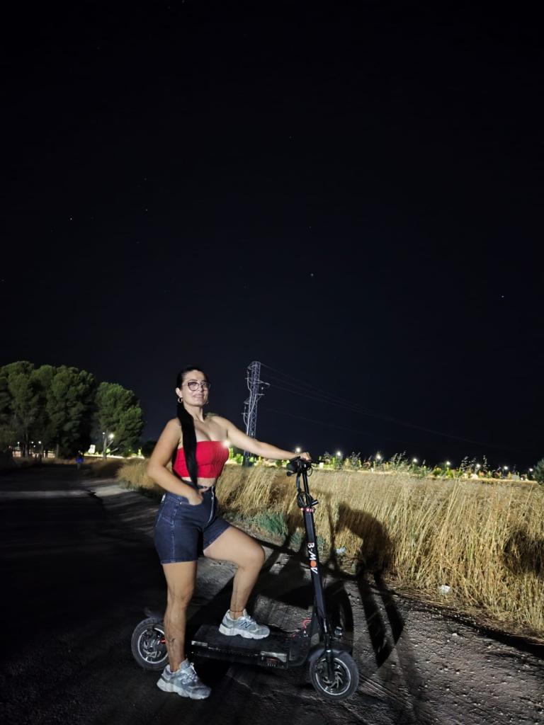 Chica busca chico en Sevilla: 