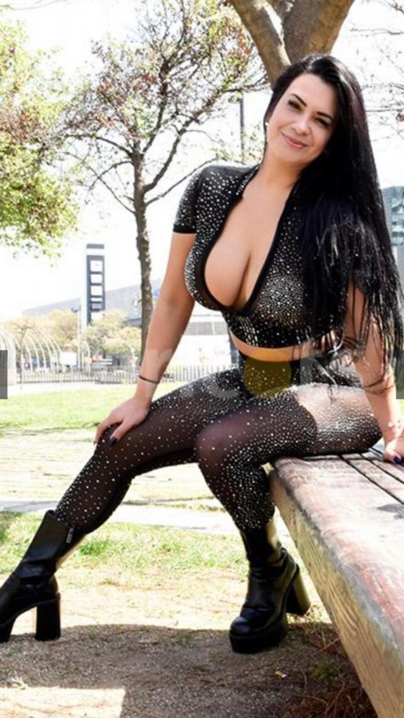 Chica busca chico en Tenerife: 