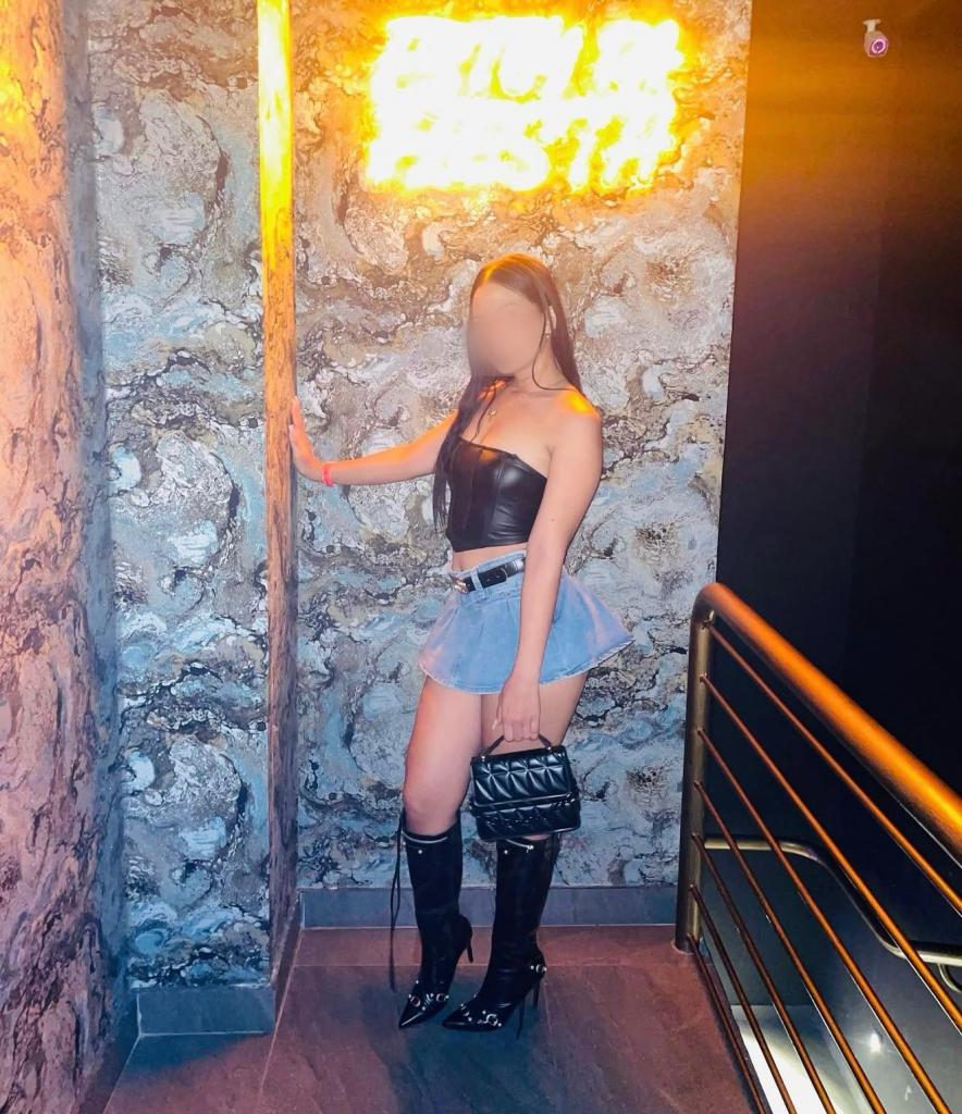 Chica busca chico en Mallorca: 