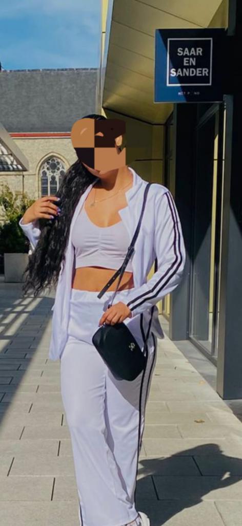 673381858: Chica busca chico en Alicante