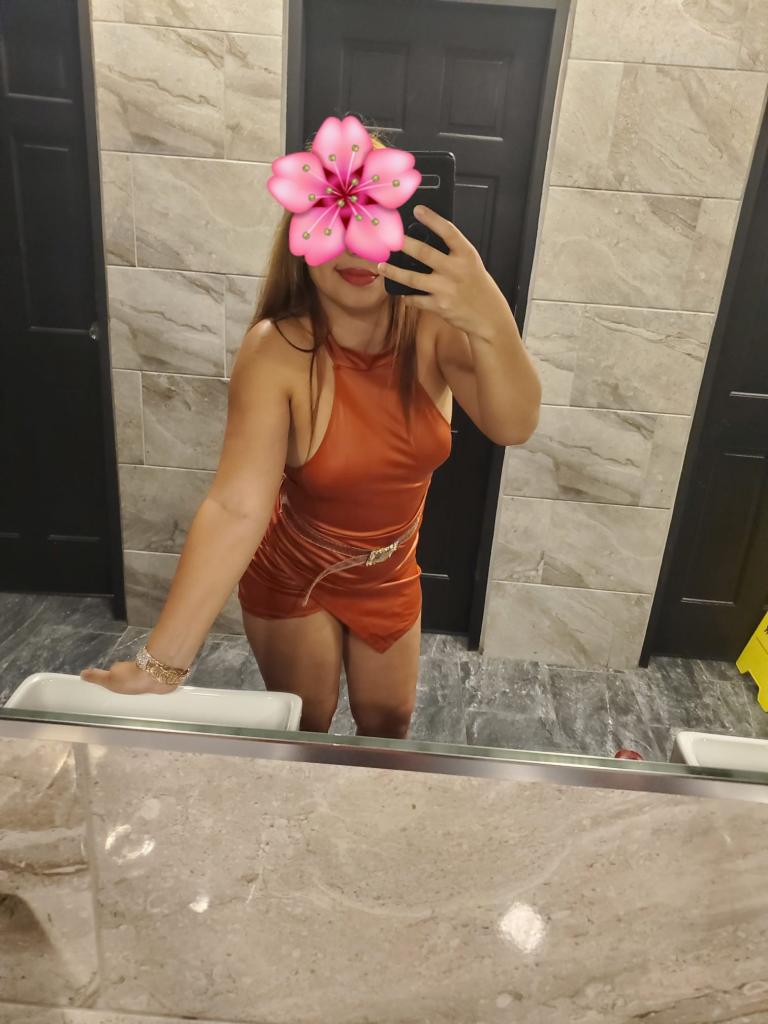 Chica busca chico en Cádiz: 