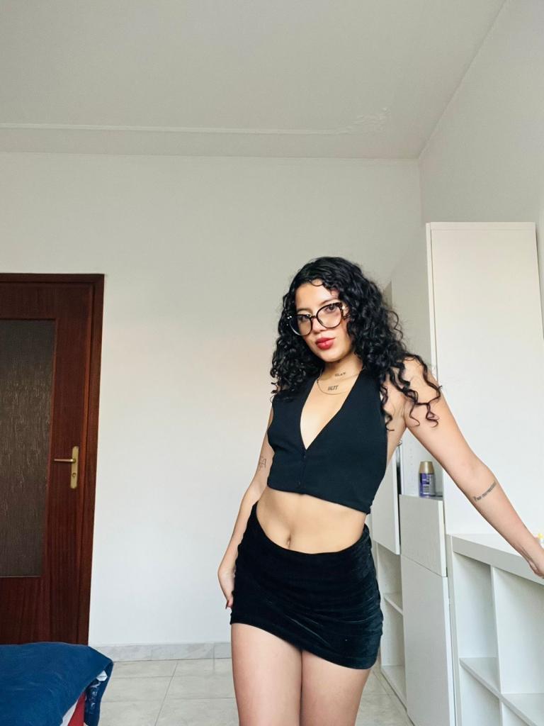 Chica busca chico en Sevilla: 