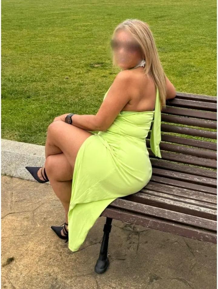 Chica busca chico en Sevilla: 