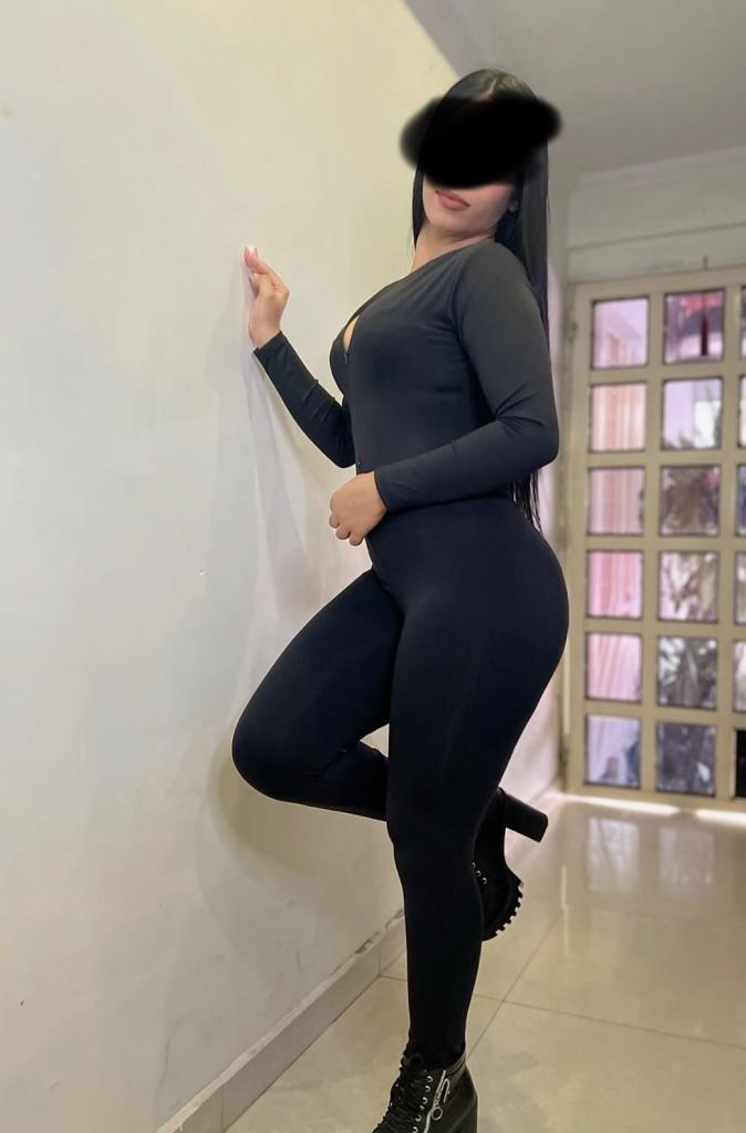 Chica busca chico en Menorca: 