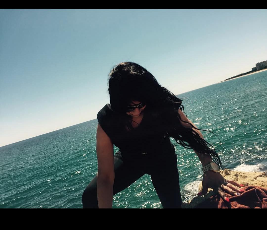 696031304: Chica busca chico en Málaga