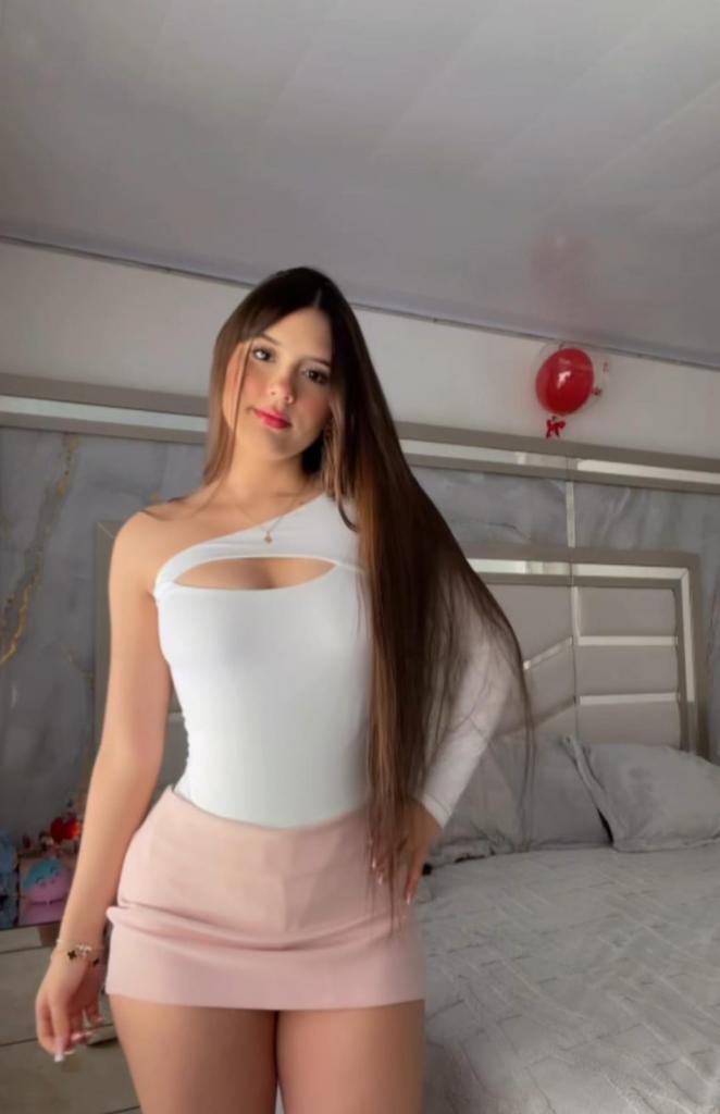 Chica busca chico en Tenerife: 