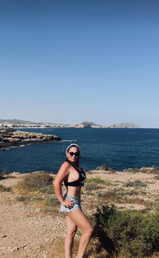 Chica busca chico en Granada: 