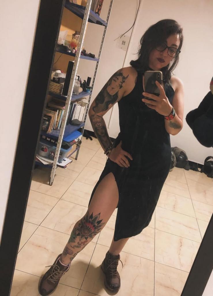 Chica busca chico en Alicante: Chica busca chico