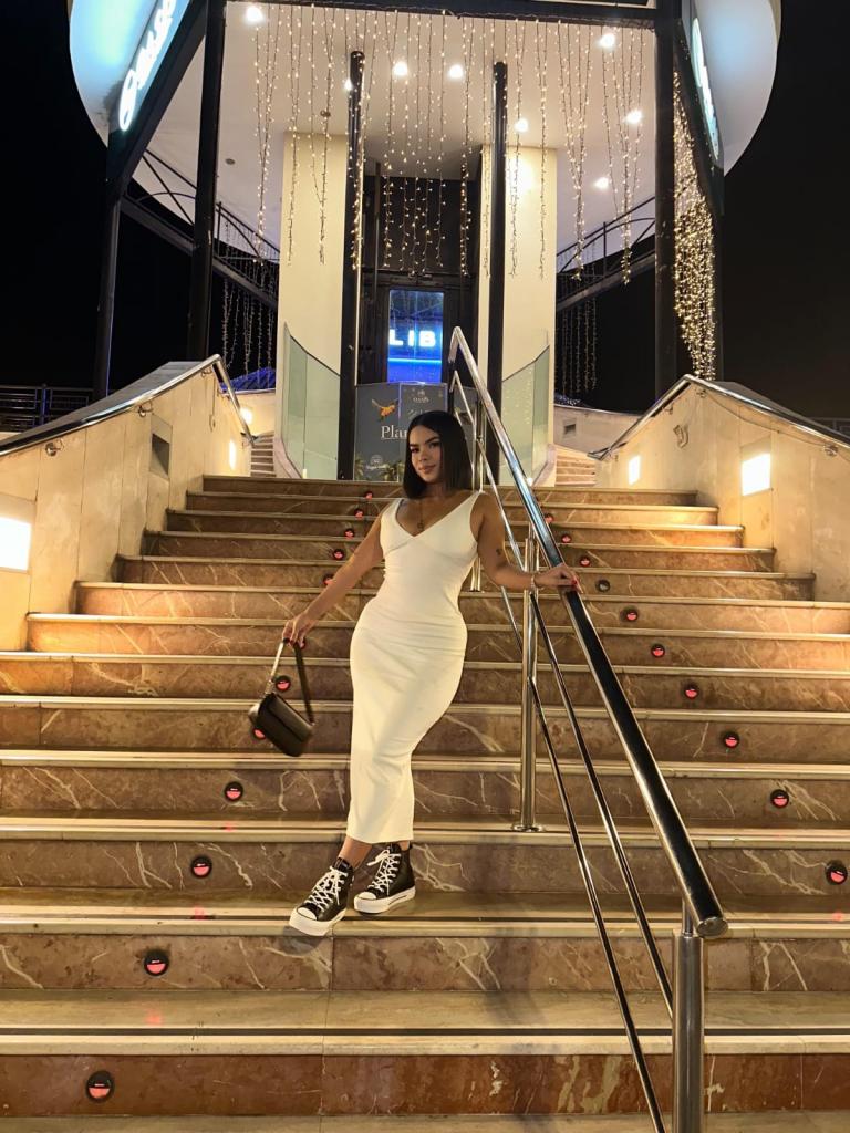 Chica busca chico en Barcelona: 