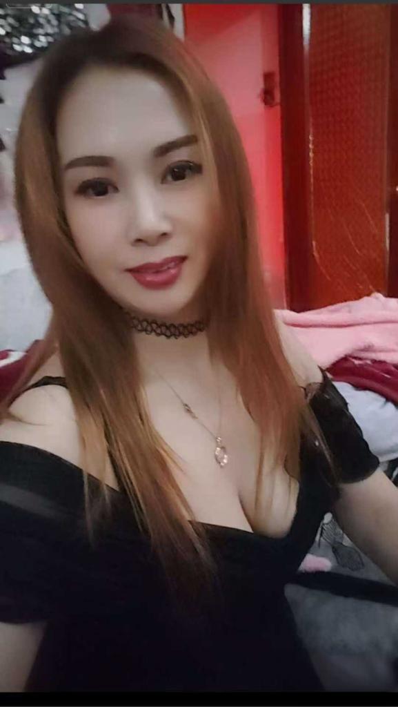 Chica busca chico en Madrid: Chica busca chico