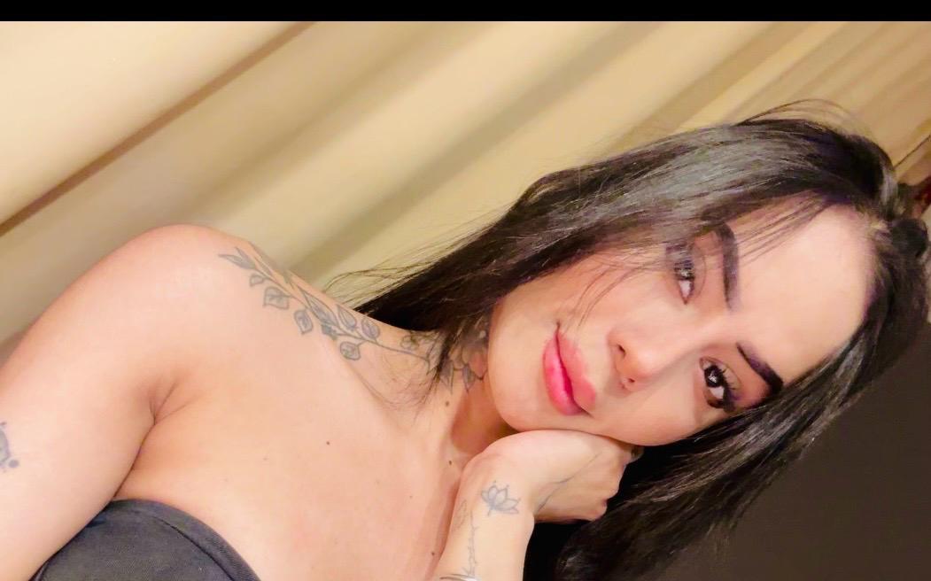 644073784: Chica busca chico en Madrid