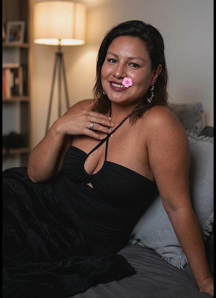 Chica busca chico en Cádiz: 