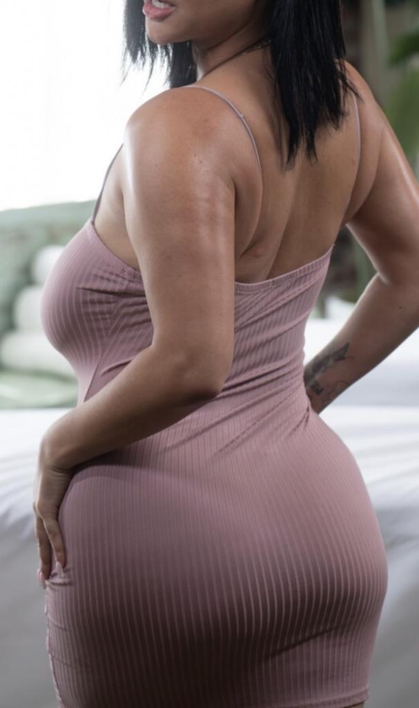 Chica busca chico en Almería: 