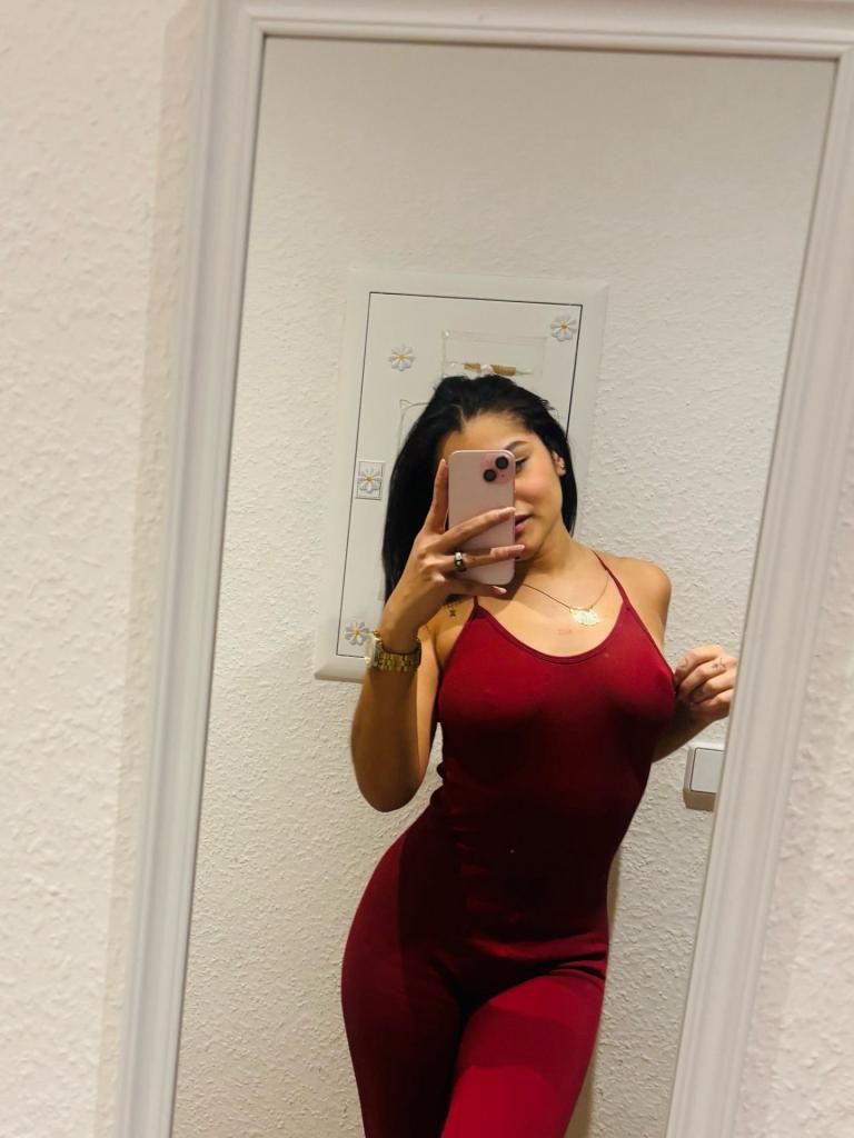 Chica busca chico en Alicante: 