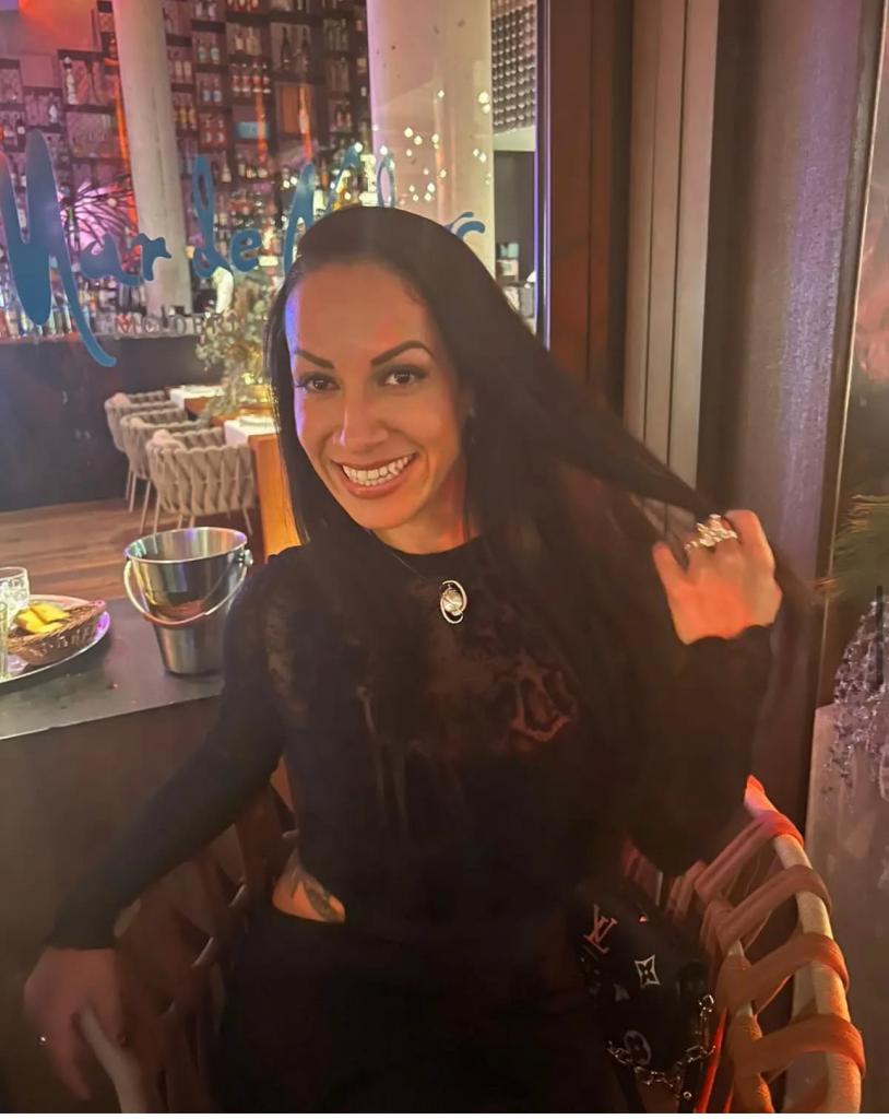 Chica busca chico en Mallorca: 