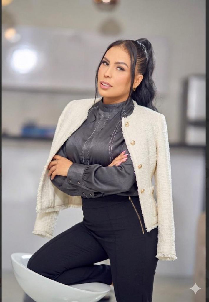 674970493: Chica busca chico en Málaga