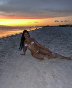 679346855: Chica busca chico en Tenerife