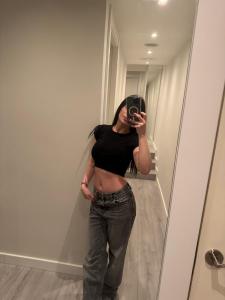 695629259: Chica busca chico en Alicante