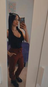 670309506: Chica busca chico en Alicante