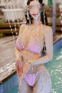 697225987: Chica busca chico en Valencia