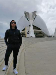 632183288: Chico busca chica en Valencia