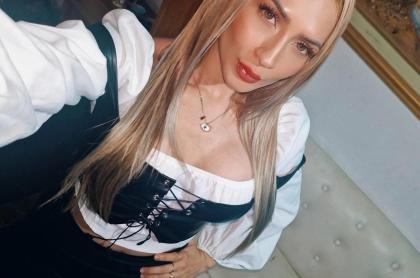 666419468: Chica busca chico en Barcelona