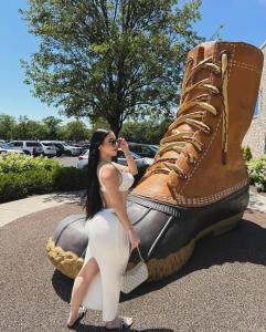 604170476: Chica busca chico en La Coruña