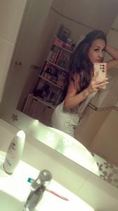 607255285: Chica busca chico en Albacete