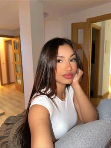 642986109: Chica busca chico en Sevilla