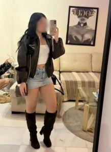 617944383: Chica busca chico en Murcia