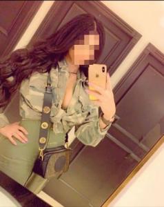 647929660: Chica busca chico en Valencia