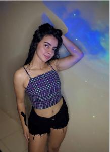 624745125: Chica busca chico en Cantabria