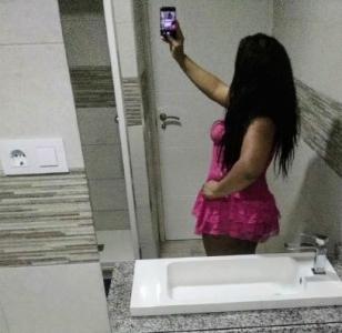 604292341: Chica busca chico en Almería