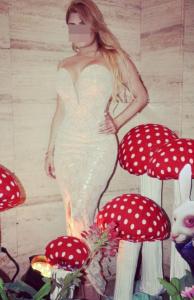 631919838: Chica busca chico en Ibiza