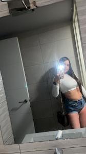 631285603: Chica busca chico en Navarra