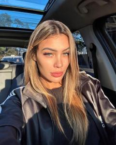 662451480: Chica busca chico en Madrid