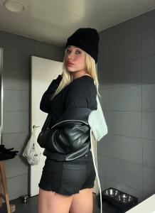 613450902: Transexual en Barcelona