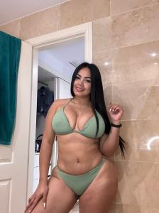 742035730: Chica busca chico en Sevilla