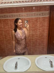 612473375: Chica busca chico en Málaga