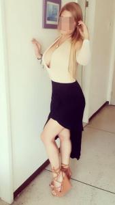 631919838: Chica busca chico en Ibiza