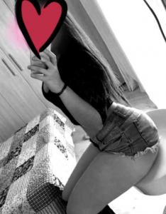 641780533: Chica busca chico en Madrid