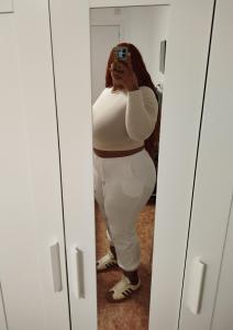 607286751: Chica busca chico en Murcia