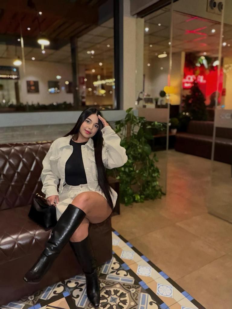 Chica busca chico en Valencia: Chica busca chico