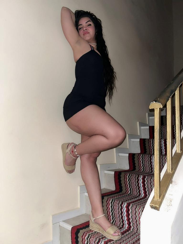 Chica busca chico en Granada: 