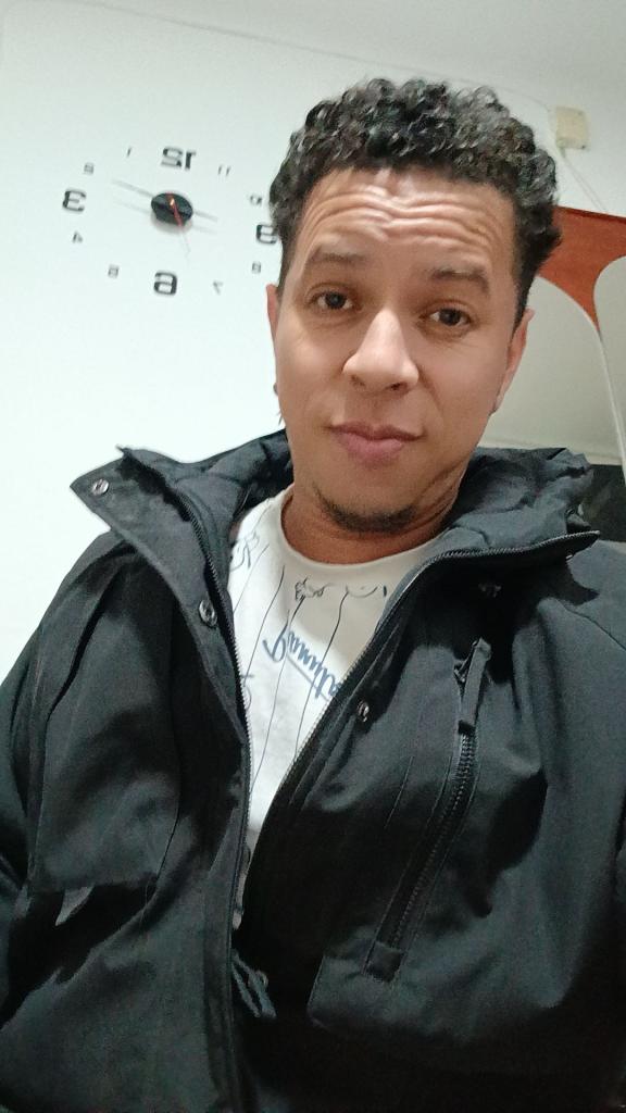 Chico busca chica en Barcelona: 