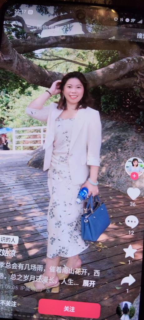 671124918: Chica busca chico en Madrid