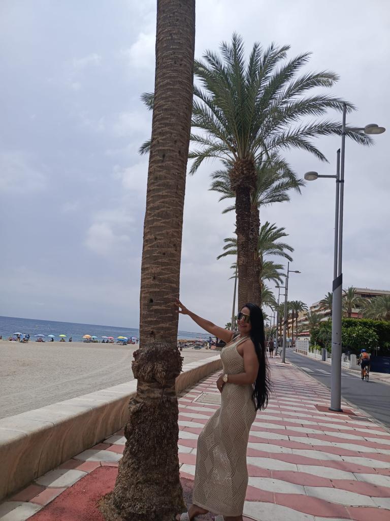 Chica busca chico en Cádiz: Chica busca chico