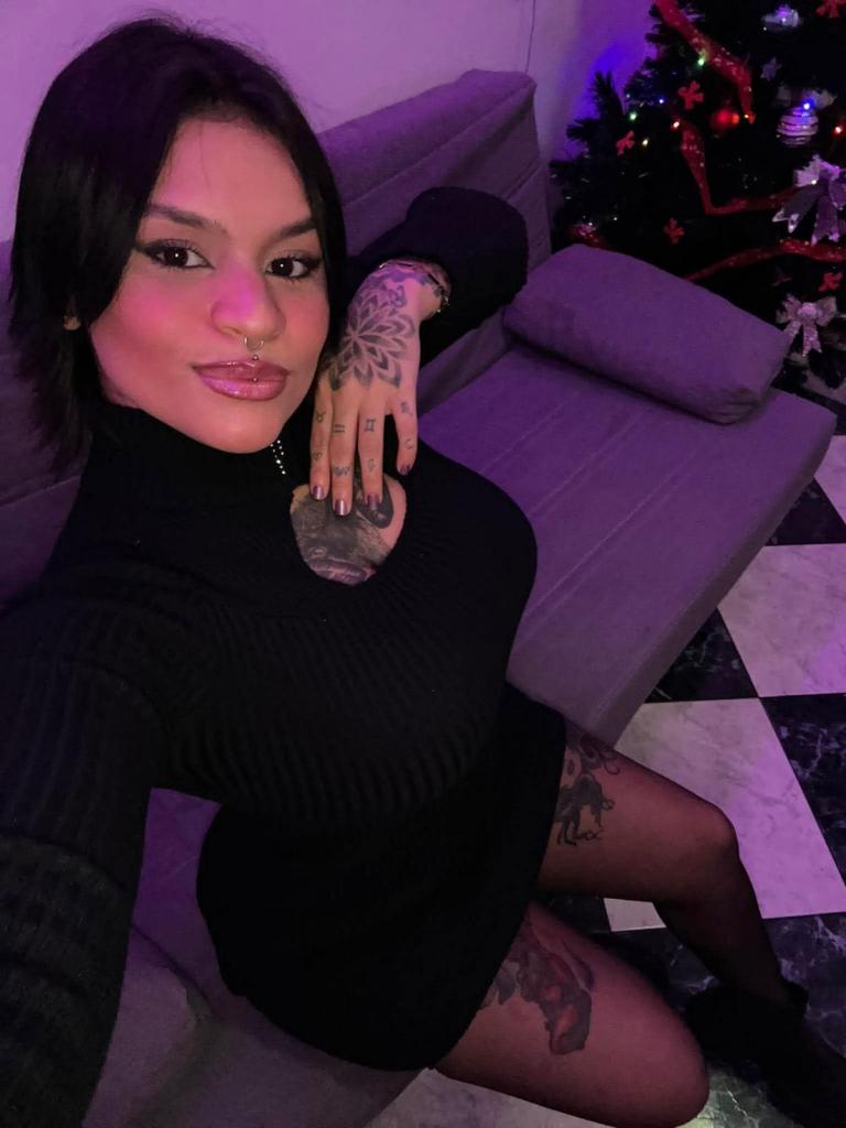 Chica busca chico en Barcelona: 